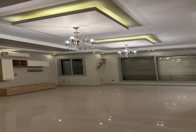 8251466 - Property Main Image