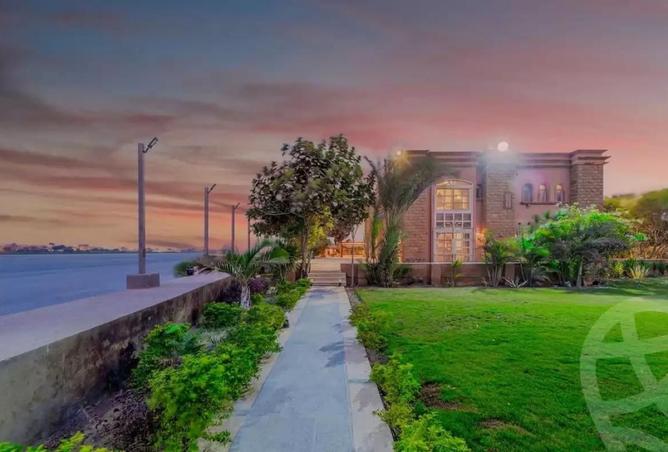 8484051 - Property Image 2