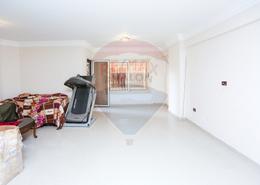 Apartment - 4 bedrooms - 3 bathrooms for للبيع in Sant Giyn St. - Kafr Abdo - Roushdy - Hay Sharq - Alexandria