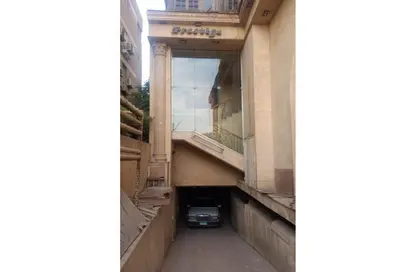 محل - استوديو - 2 حمامات للبيع في شارع احمد الزمر - المنطقة الثامنة - مدينة نصر - القاهرة