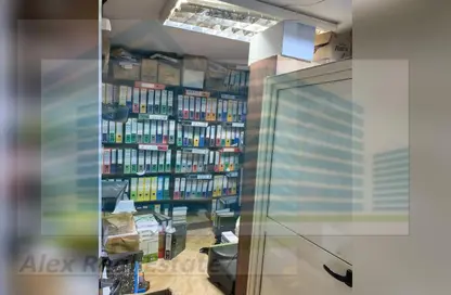 Office Space - Studio - 4 Bathrooms for rent in Smouha Square - Smouha - Hay Sharq - Alexandria Office Space - Studio - 4 Bathrooms for rent in Smouha Square - Smouha - Hay Sharq - Alexandria