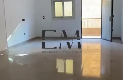 Apartment - 3 Bedrooms - 2 Bathrooms for rent in Sakan - Ext North Inves Area - New Cairo City - Cairo