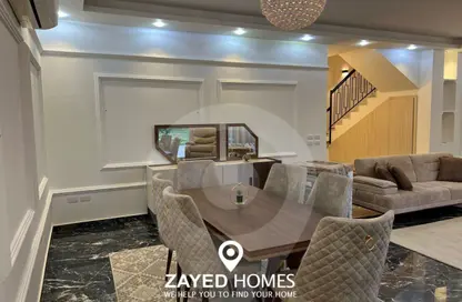منزل مزدوج - 4 غرف نوم - 5 حمامات للايجار في ويستاون - كمبوندات الشيخ زايد - الشيخ زايد - الجيزة