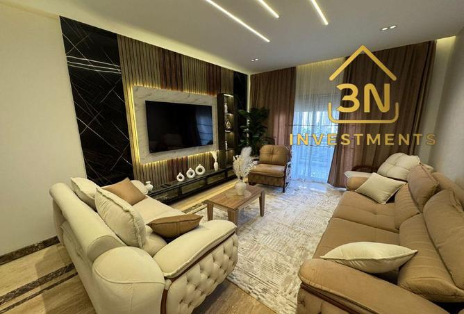 8081894 - Property Main Image