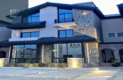Villa - 3 Bedrooms - 4 Bathrooms for sale in The Marq ville - 5th Settlement Compounds - The 5th Settlement - New Cairo City - Cairo
