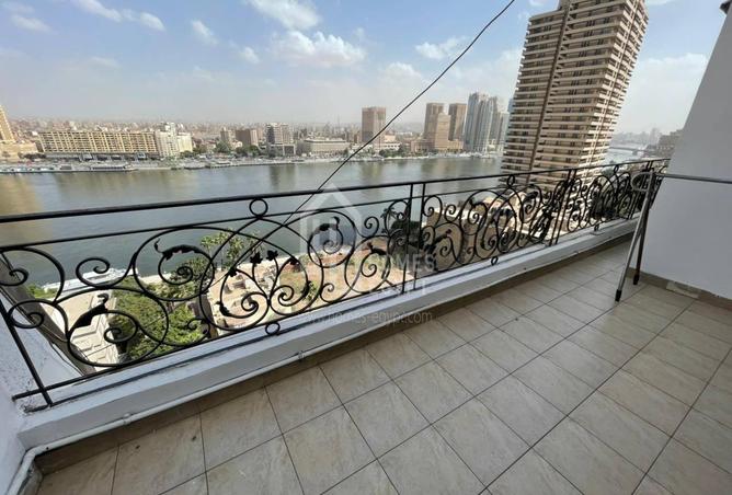 Apartment for Sale in Mohamed Mazhar St. .Wide Nile view Apartment for