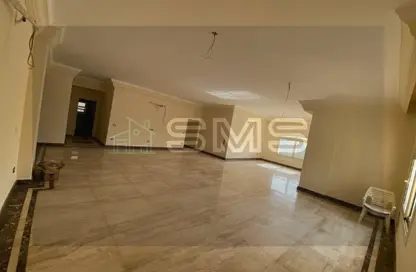 شقة - 3 غرف نوم - 3 حمامات للايجار في غرب الجولف - كمبوندات القطامية - القطامية - مدينة القاهرة الجديدة - القاهرة