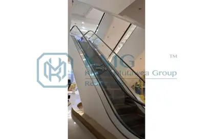 مساحات مكتبية - استوديو - 1 حمام للايجار في شارع اخناتون - الحي الخامس - التجمع الخامس - مدينة القاهرة الجديدة - القاهرة