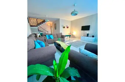 Penthouse - 3 Bedrooms - 4 Bathrooms for rent in Midtown - South Investors Area - New Cairo City - Cairo