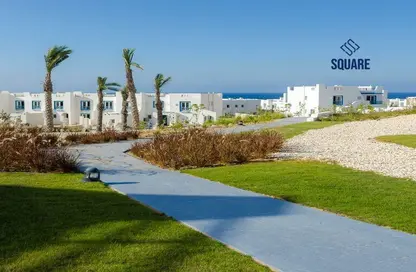 Chalet - 3 Bedrooms - 2 Bathrooms for sale in Mountain View - Ras Al Hekma - North Coast