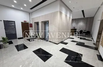 Retail - Studio - 1 Bathroom for rent in Bank Center Street - South Teseen St. - The 5th Settlement - New Cairo City - Cairo