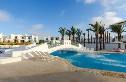 Chalet - 2 Bedrooms - 2 Bathrooms for sale in Mountain View - Ras Al Hekma - North Coast