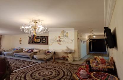 Apartment - 3 Bedrooms - 2 Bathrooms for sale in El Koronfel - The 5th Settlement - New Cairo City - Cairo