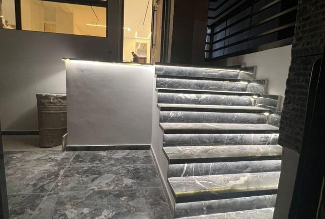 8562011 - Property Image 2