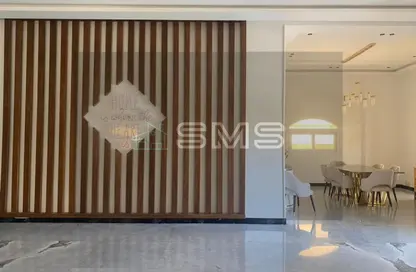 شقة - 3 غرف نوم - 4 حمامات للايجار في غرب الجولف - كمبوندات القطامية - القطامية - مدينة القاهرة الجديدة - القاهرة