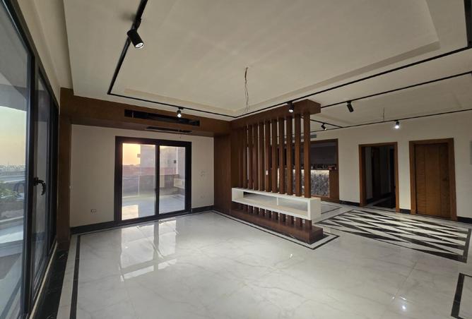 7919986 - Property Image 2