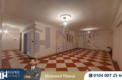 Apartment - 3 Bedrooms - 1 Bathroom for sale in Sidi Beshr - Hay Awal El Montazah - Alexandria