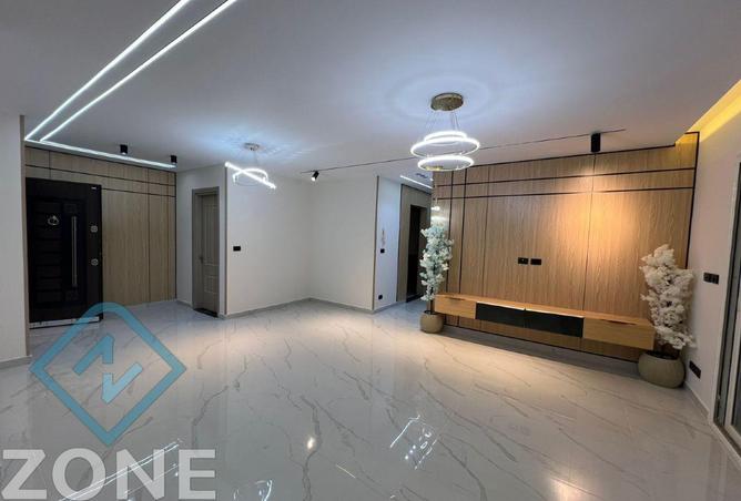 8075300 - Property Main Image