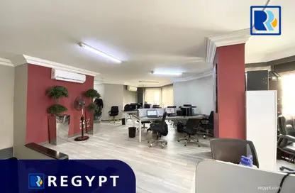 Office Space - Studio - 3 Bathrooms for sale in Al Laselky St. - El Laselky - New Maadi - Hay El Maadi - Cairo