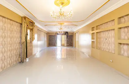 Apartment - 3 Bedrooms - 3 Bathrooms for sale in Mohammed Al Serafi St. - Sidi Beshr - Hay Awal El Montazah - Alexandria