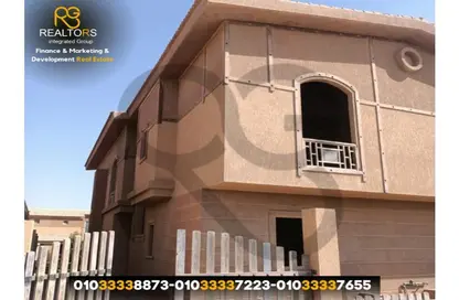 Twin House - 5 Bedrooms - 5 Bathrooms for sale in Pyramids Walk - South Dahshur Link - 6 October City - Giza