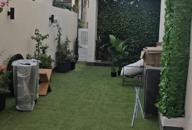 8300305 - Property Image 3