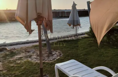 كبينه - غرفة نوم - 1 حمام للبيع في هاسييندا باي - سيدي عبد الرحمن - الساحل الشمالي