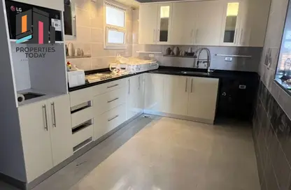 Apartment - 2 Bedrooms - 2 Bathrooms for sale in Vye Sodic - New Zayed City - Sheikh Zayed City - Giza