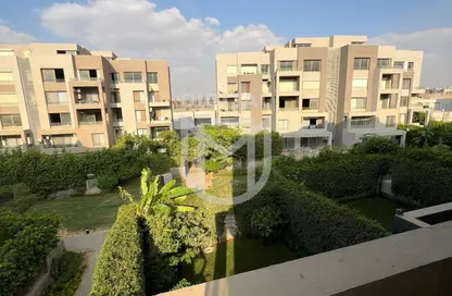 Apartment - 2 Bedrooms - 3 Bathrooms for sale in Palm Hills Village Gate - South Investors Area - New Cairo City - Cairo