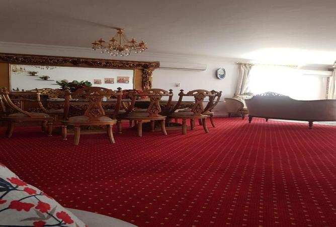 8321109 - Property Image 2