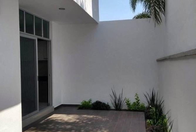 8335006 - Property Image 3