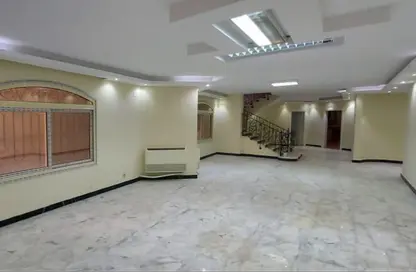 دوبلكس - 4 غرف نوم - 4 حمامات للايجار في شارع النصر - اللاسلكي - المعادي الجديدة - حي المعادي - القاهرة