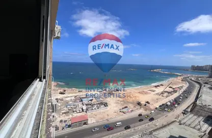 Apartment - 2 Bedrooms - 1 Bathroom for sale in El Gaish Road - Sidi Beshr - Hay Awal El Montazah - Alexandria