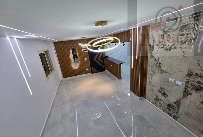 8035842 - Property Image 2