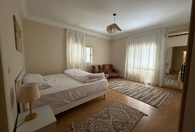 8191101 - Property Image 3