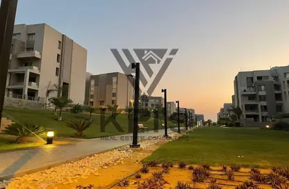 (بنتهاوس  (روف - 3 غرف نوم - 3 حمامات للبيع في كمبوند فيلدج جاردن القطامية - كمبوندات التجمع الخامس - التجمع الخامس - مدينة القاهرة الجديدة - القاهرة