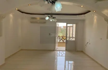 شقة - 2 غرف نوم - 1 حمام للايجار في شارع احمد بن حنبل - الرحاب المرحلة الأولى - الرحاب - مدينة القاهرة الجديدة - القاهرة