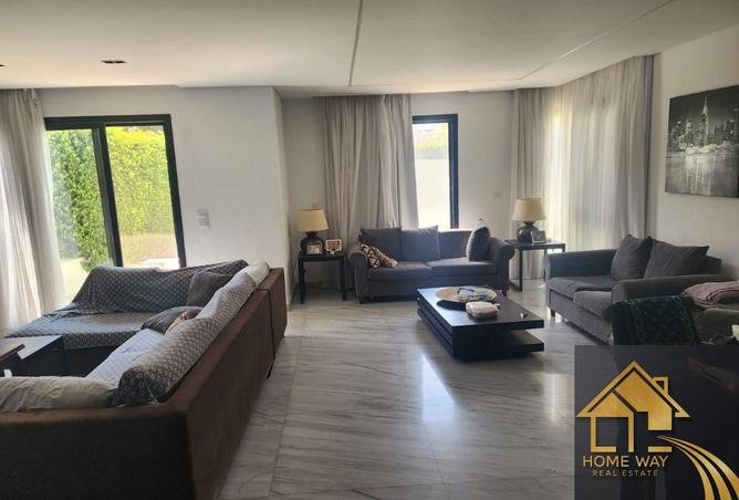 8256601 - Property Image 3