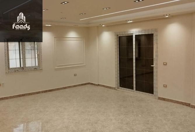 8346892 - Property Image 3