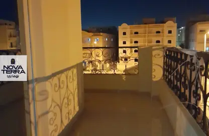 شقة - 3 غرف نوم - 2 حمامات للبيع في الحي السادس عشر - الشيخ زايد - الجيزة