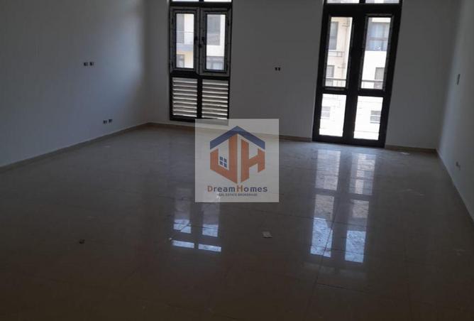 8081940 - Property Image 3