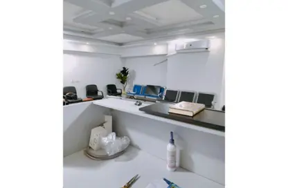 Office Space - Studio - 2 Bathrooms for rent in Zahraa El Maadi - Hay El Maadi - Cairo