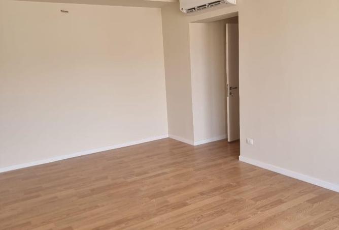 8004095 - Property Image 3