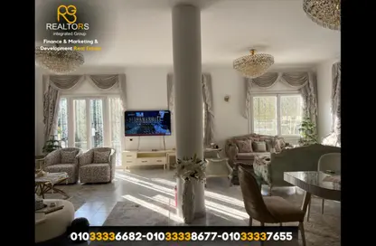 Villa - 6 Bedrooms - 7 Bathrooms for sale in Mena Garden City - Al Motamayez District - 6 October City - Giza