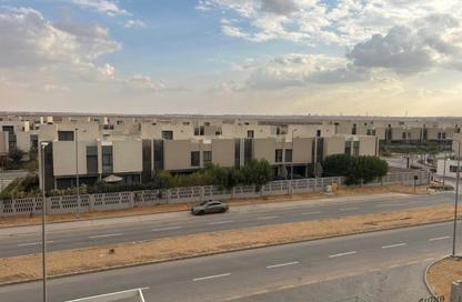 Apartment - 2 Bedrooms - 2 Bathrooms for sale in Al Burouj Compound - El Shorouk Compounds - Shorouk City - Cairo