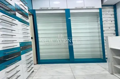محل - استوديو - 1 حمام للبيع في الحي الثاني شرق - مدينة الشروق - القاهرة