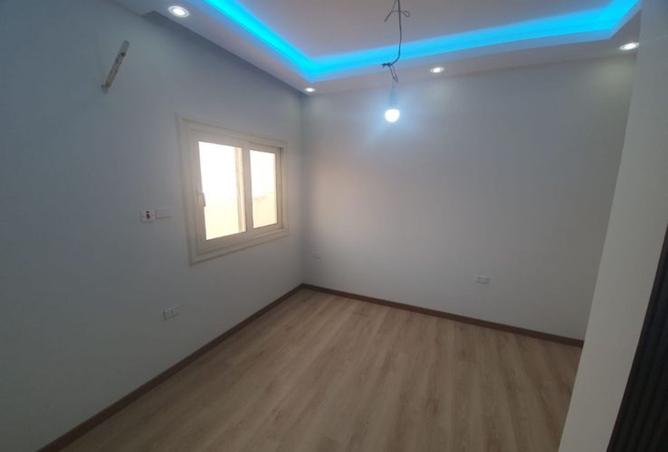 7944589 - Property Image 2