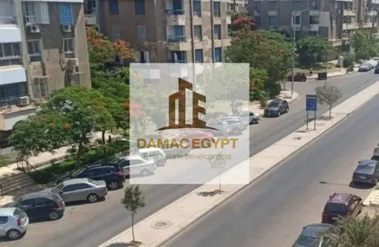 شقة - 3 غرف نوم - 2 حمامات للبيع في شارع 30 - الحي الاول - الشيخ زايد - الجيزة