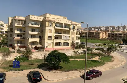 Apartment - 2 Bedrooms - 2 Bathrooms for sale in Al Khamayel city - Sheikh Zayed Compounds - Sheikh Zayed City - Giza