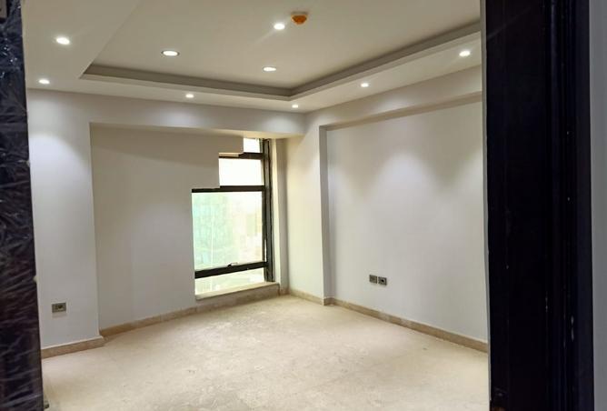 8382610 - Property Image 2